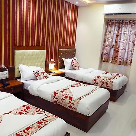 Hotel Golden Hayyath Inn Mumbai Exterior foto
