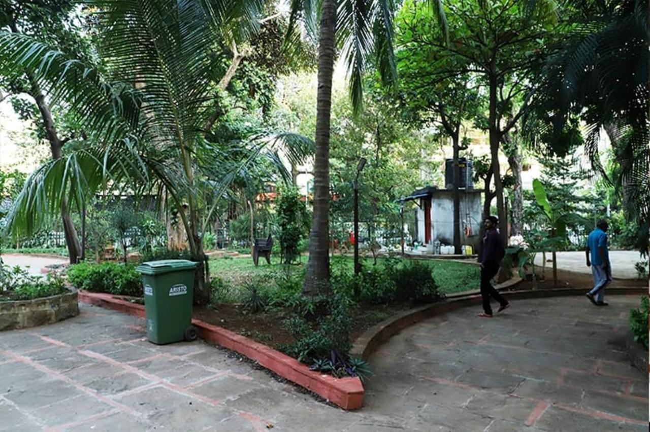 Hotel Golden Hayyath Inn Mumbai Exterior foto